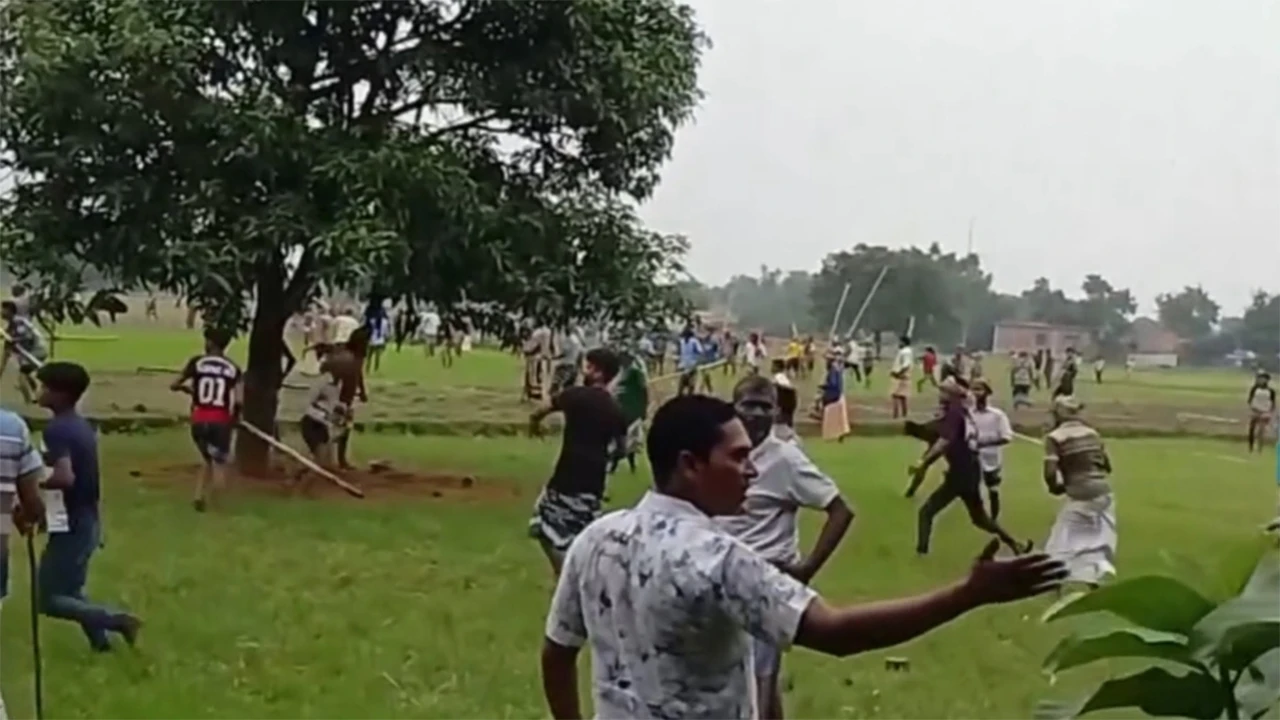 চাঁপাইনবাবগঞ্জে সালিশ বৈঠক রণক্ষেত্রে পরিণত, নিহত ১ আহত ১০