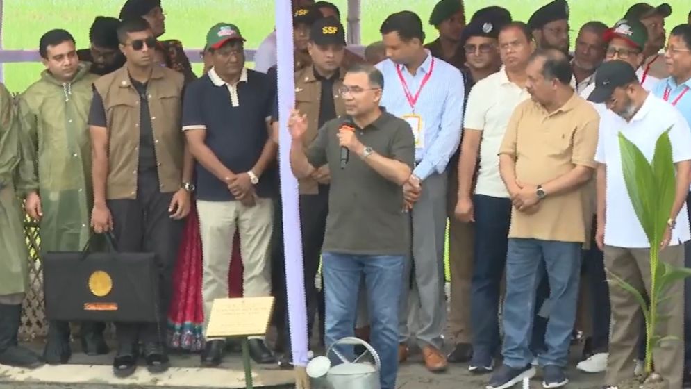 ‘শুধু চারা রোপণ নয়, প্রতিটি গাছের শিশুর মতো যত্ন নিতে হবে’