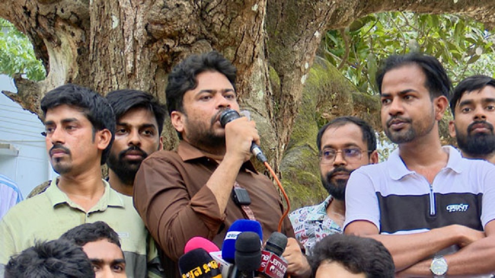 আ.লীগ নেতাকর্মী ধরিয়ে দিলে ১০ হাজার টাকা পুরস্কার ঘোষণা