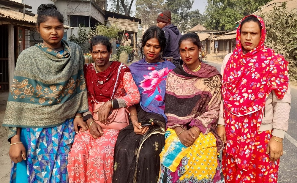 সরকার কর্মসংস্থানের ব্যবস্থা করে দিলে কারও কাছে আর হাত পাততে হবে না